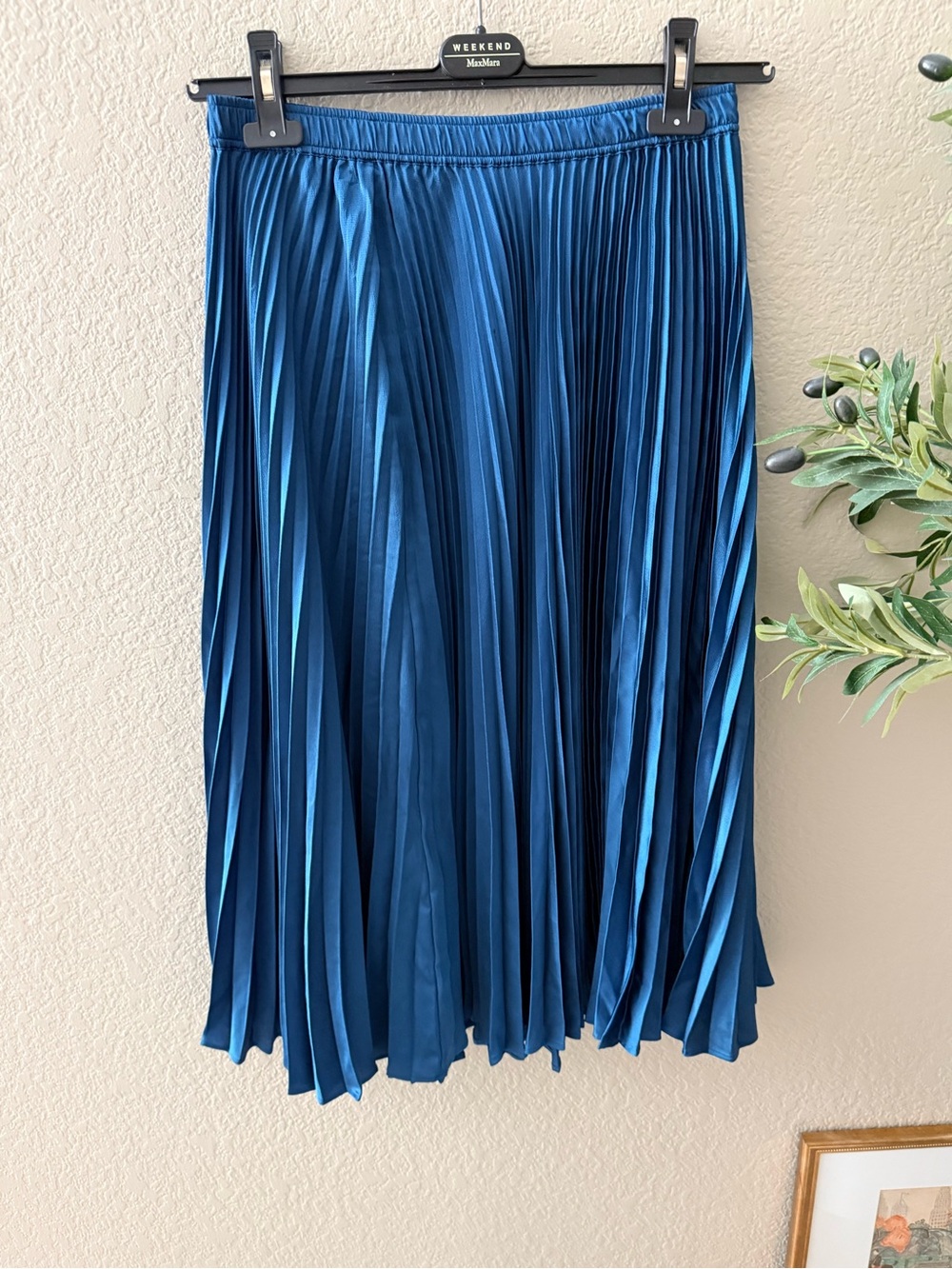 BOSS Teal Blue Satin Pleated Midi Skirt Elastic Waist
